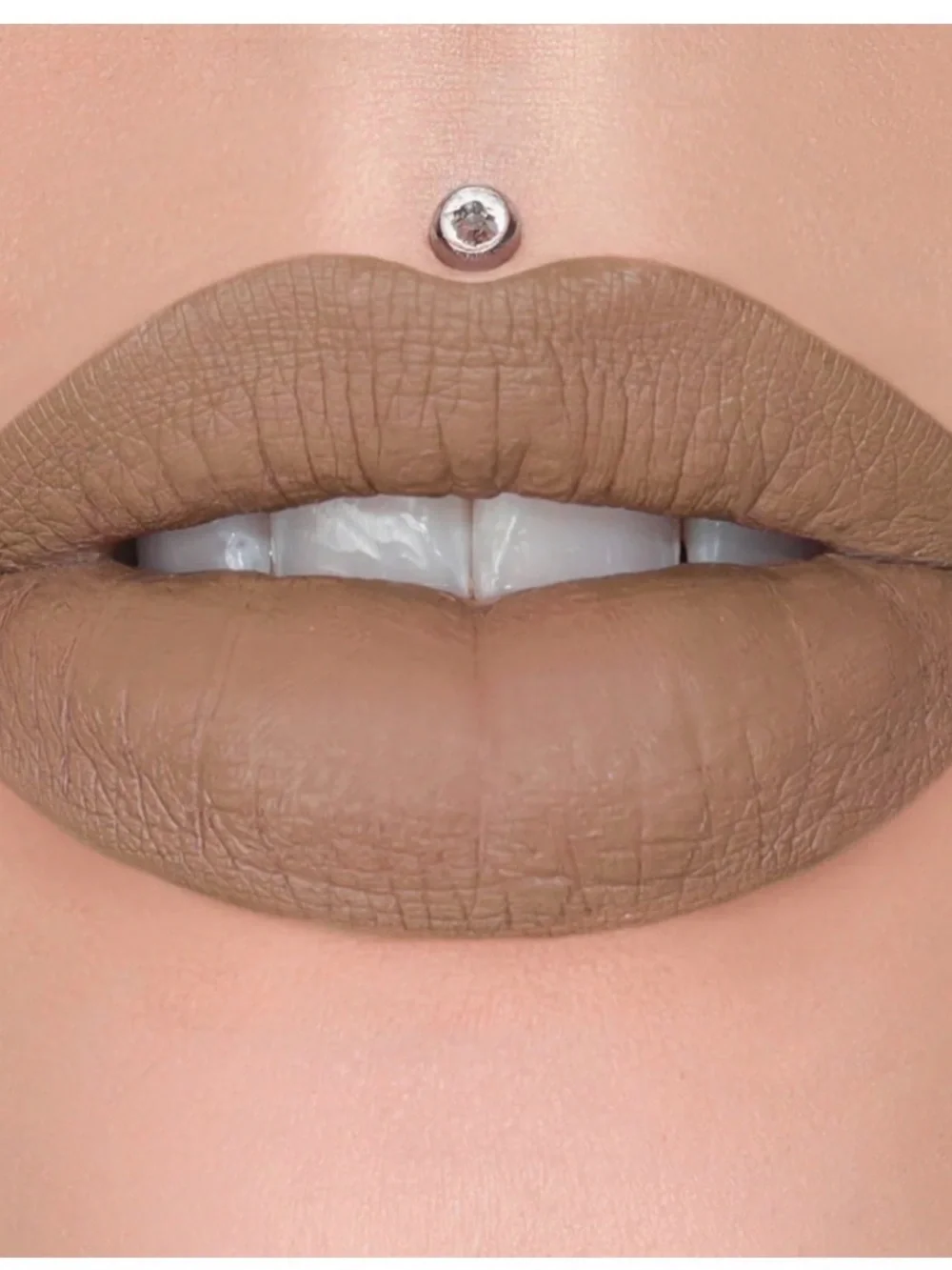 Jeffree Star Velour Liquid Lipstick “Gated Community”